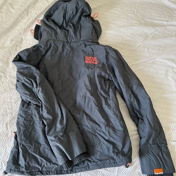 Women’s Superdry Windcheater jacket - Picture 2 of 5